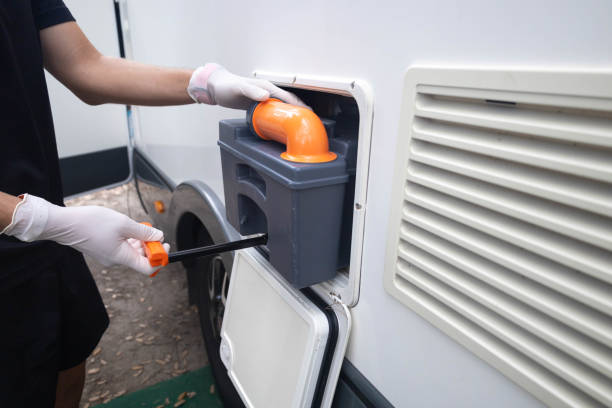 Portable Toilet Options We Offer in Huntsville, MO
